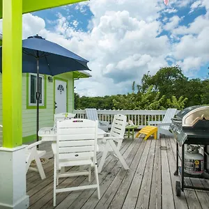 Sir Charles Bed & Breakfast Palmetto Point